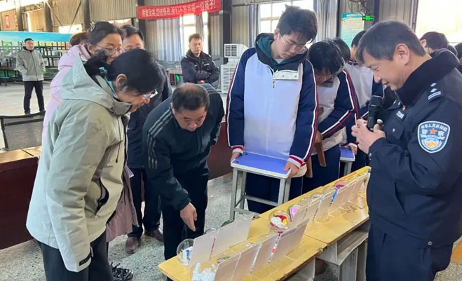 以案释法传新知