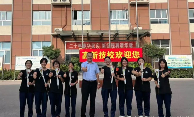 桃李满天下