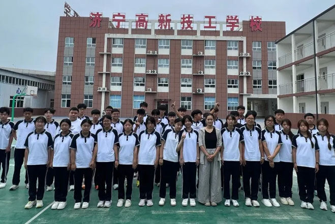 新生军训画上了圆满的句号